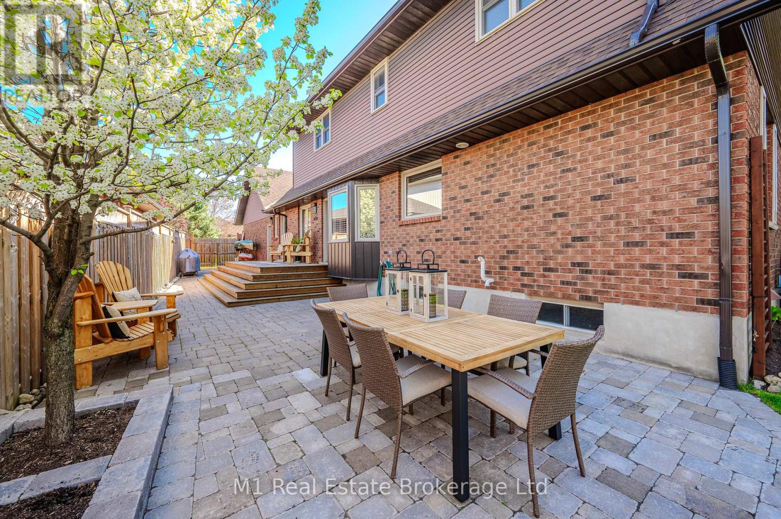 59 Keating Drive, Centre Wellington, Ontario  L1B 0B4 - Photo 47 - X12065314