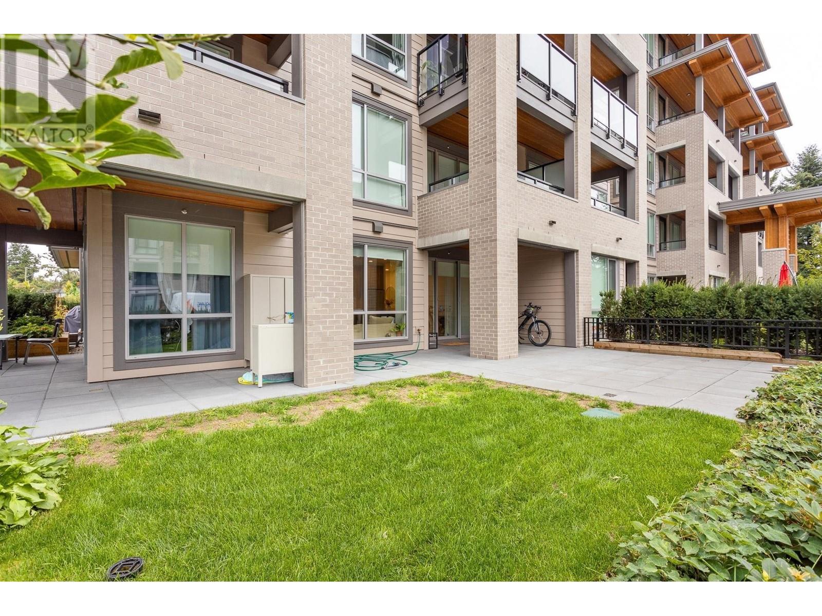 Listing Picture 26 of 31 : 119 7588 16TH STREET, Burnaby / 本拿比 - 魯藝地產 Yvonne Lu Group - MLS Medallion Club Member