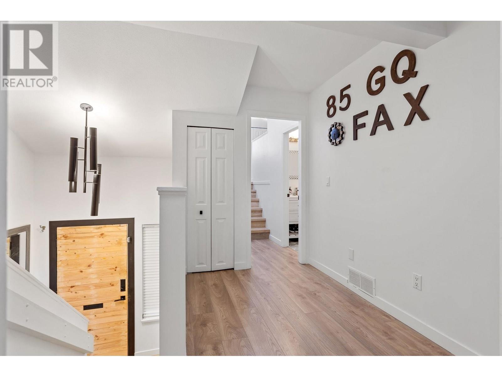 208 1220 Falcon Drive, Coquitlam, British Columbia  V3E 2E5 - Photo 11 - R2961277