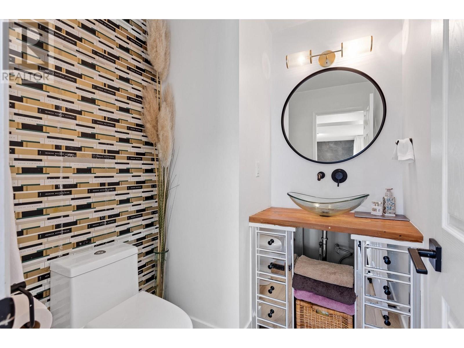 208 1220 Falcon Drive, Coquitlam, British Columbia  V3E 2E5 - Photo 10 - R2961277