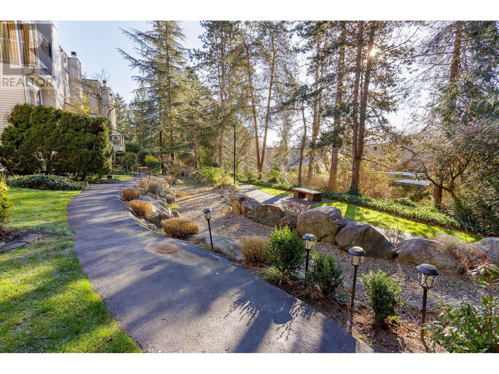 208 1220 Falcon Drive, Coquitlam, British Columbia  V3E 2E5 - Photo 36 - R2961277