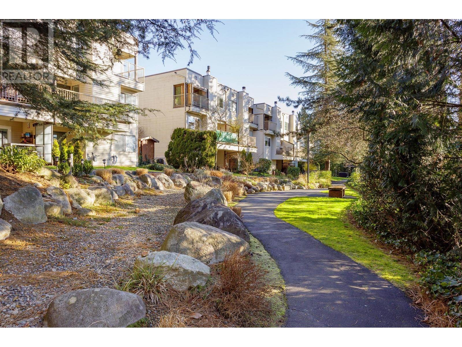 208 1220 Falcon Drive, Coquitlam, British Columbia  V3E 2E5 - Photo 35 - R2961277