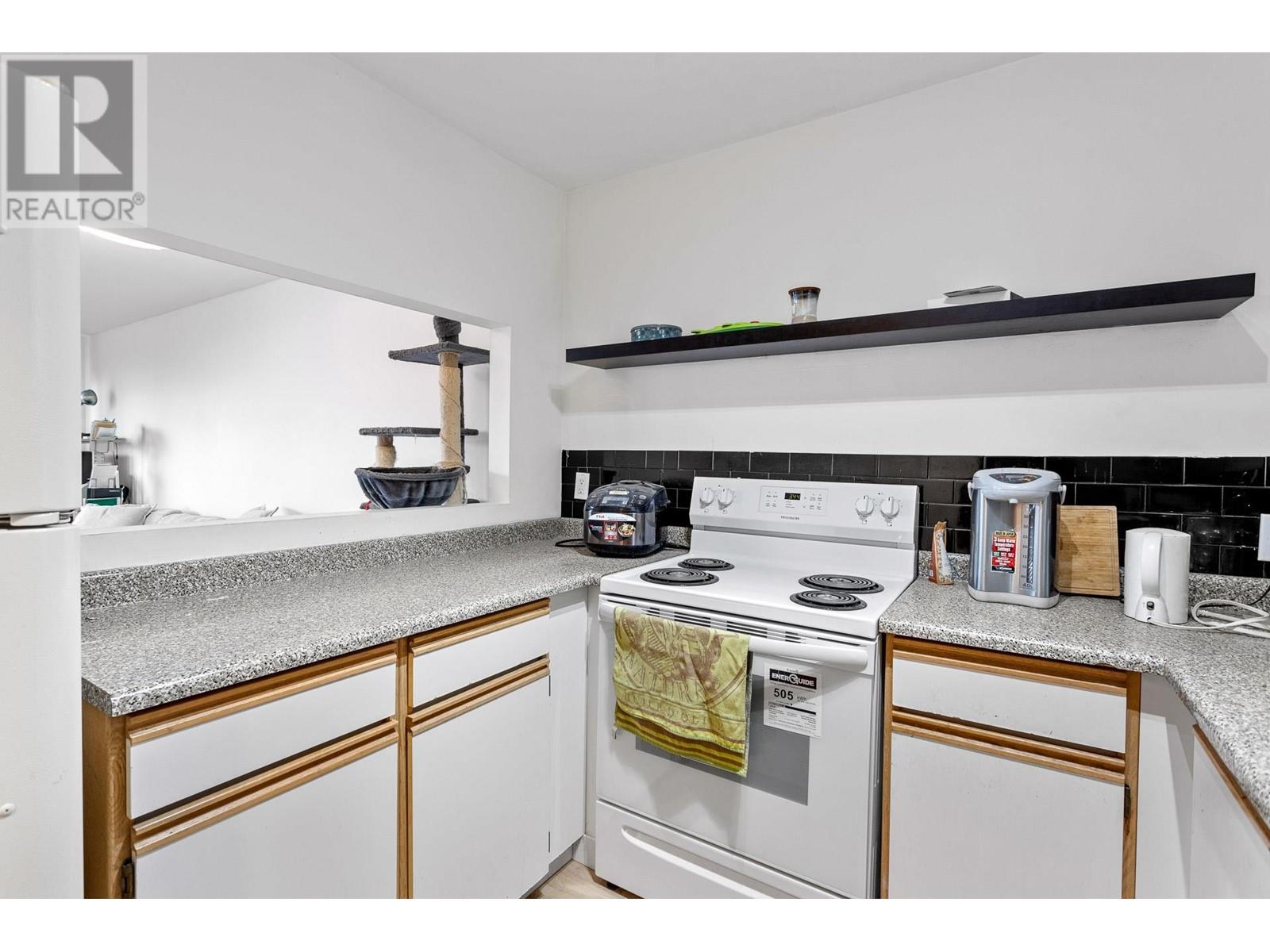 208 918 Roderick Avenue, Coquitlam, British Columbia  V3K 1R1 - Photo 9 - R2959475