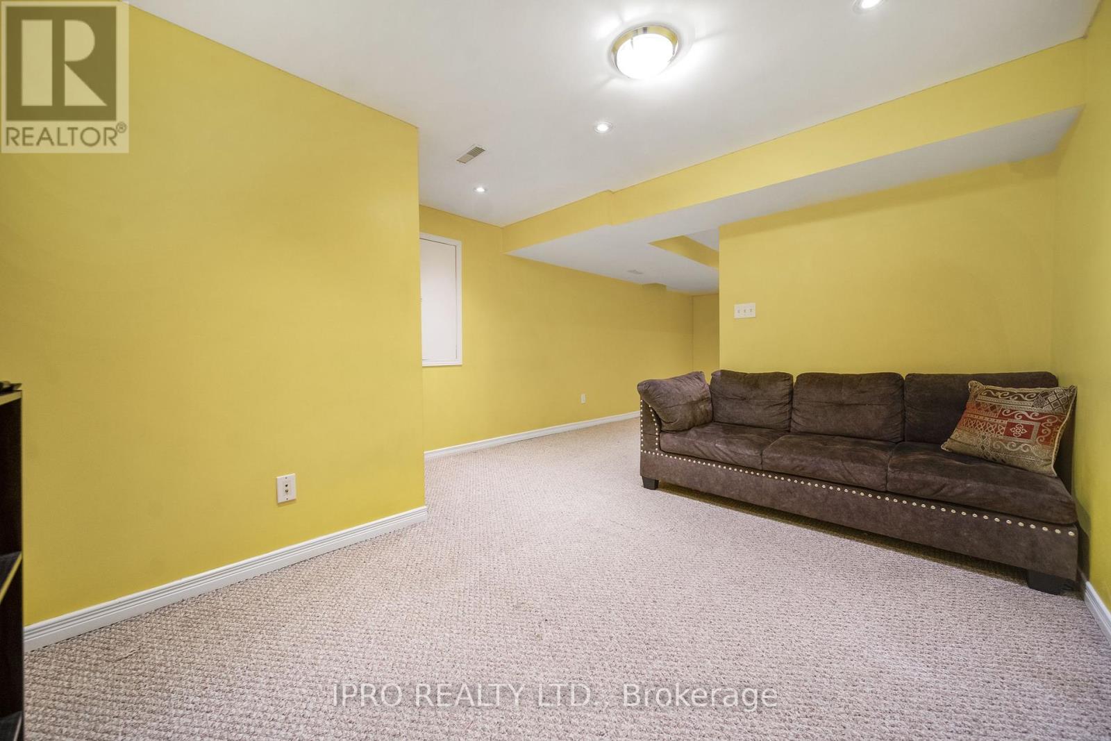 108 Sweetwood Circle, Brampton, Ontario  L7A 2S2 - Photo 26 - W12065327