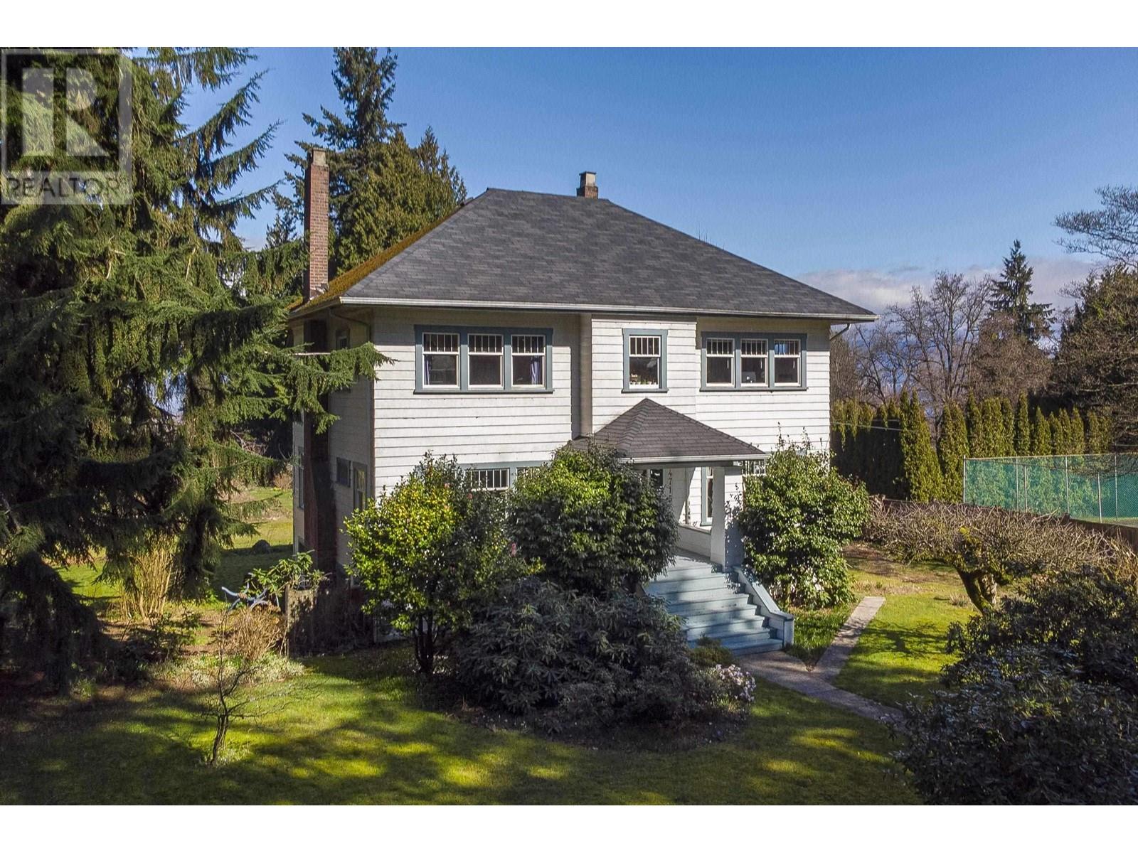 4715 W 4th Avenue, Vancouver, British Columbia  V6T 1C3 - Photo 1 - R2986421
