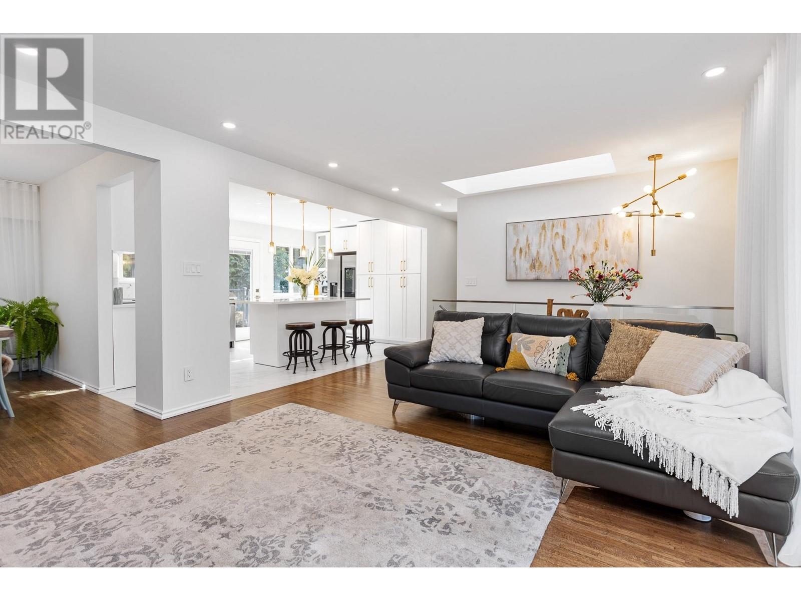 3959 Wood Way, Port Coquitlam, British Columbia  V3B 4B5 - Photo 10 - R2955179