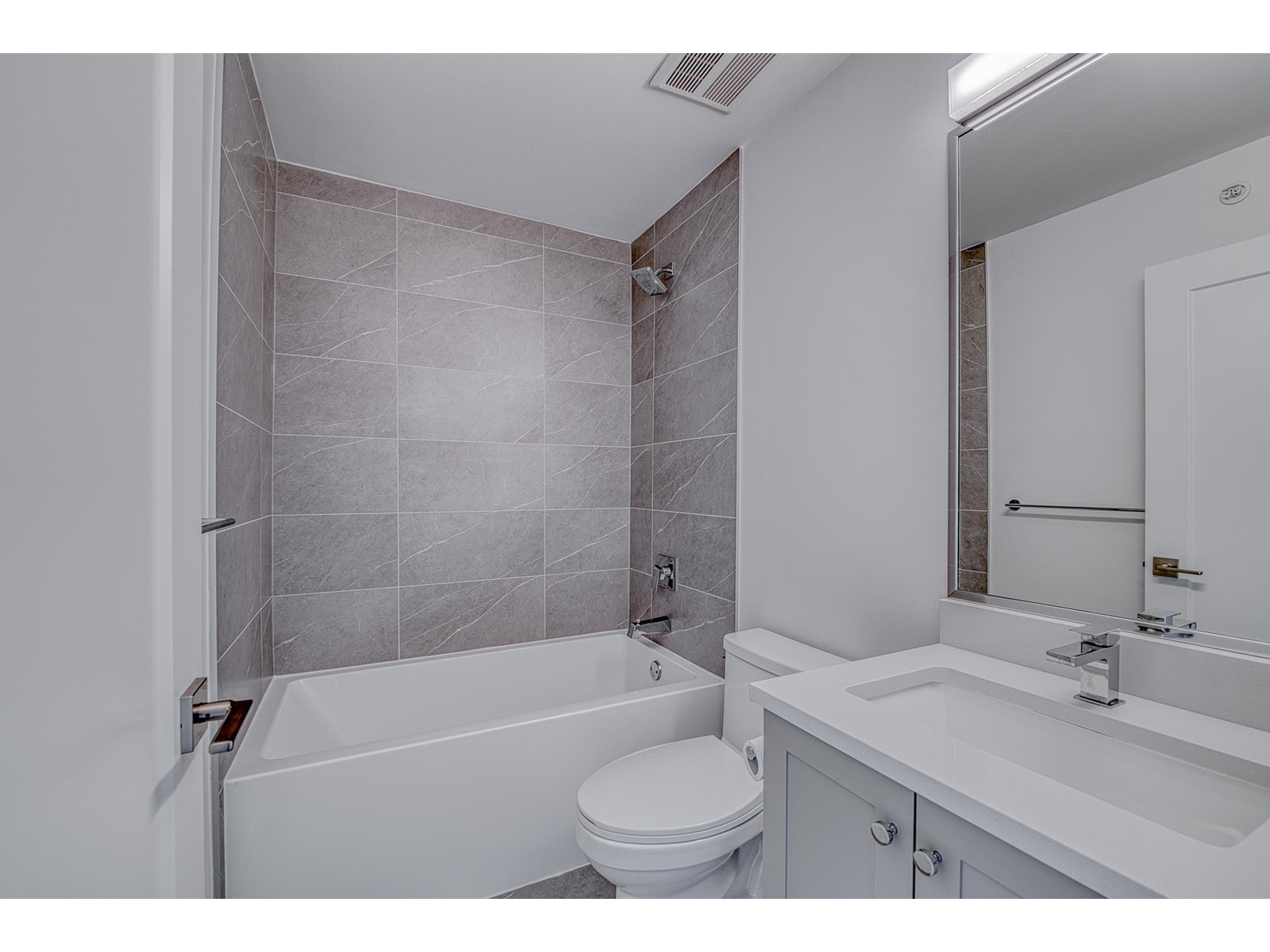 7 20246 81 Avenue, Langley, British Columbia  V2Y 3T3 - Photo 23 - R2984913