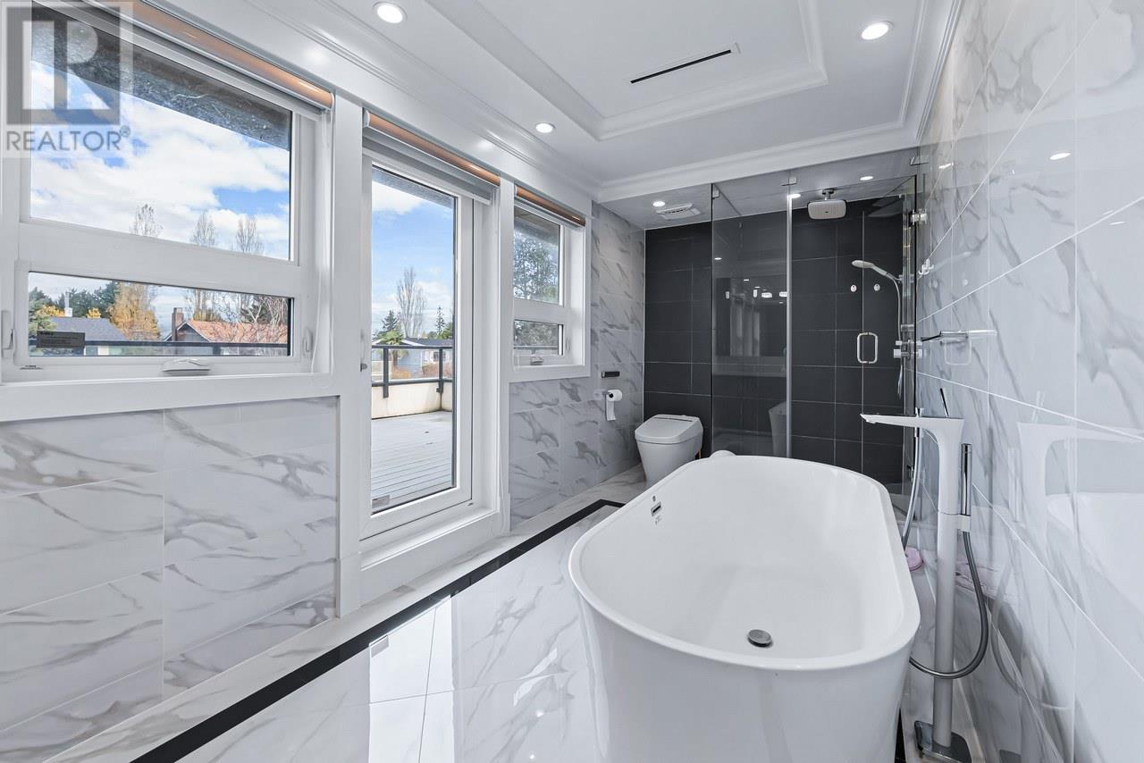 8631 Fairdell Crescent, Richmond, British Columbia  V7C 1W5 - Photo 8 - R2973443