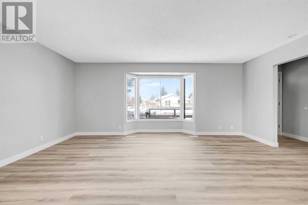 Property at 5703 Rundlehorn Drive NE image 5