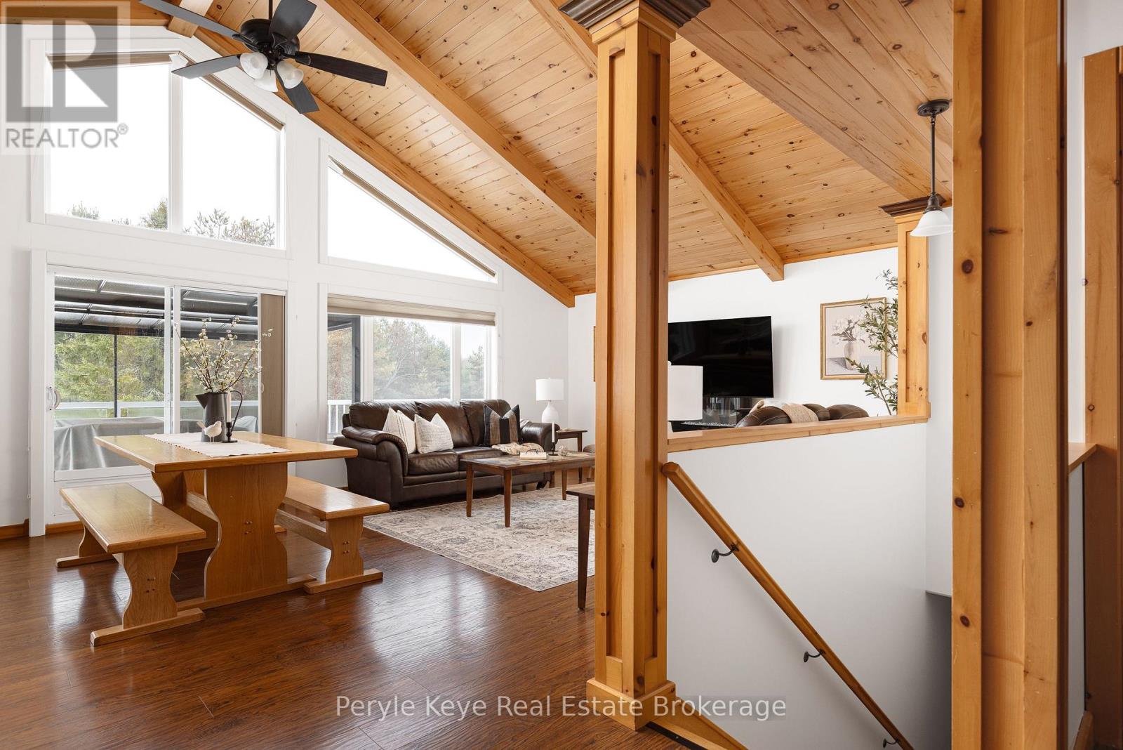 605 Ravenscliffe Road, Huntsville, Ontario  P1H 1N5 - Photo 17 - X12065380