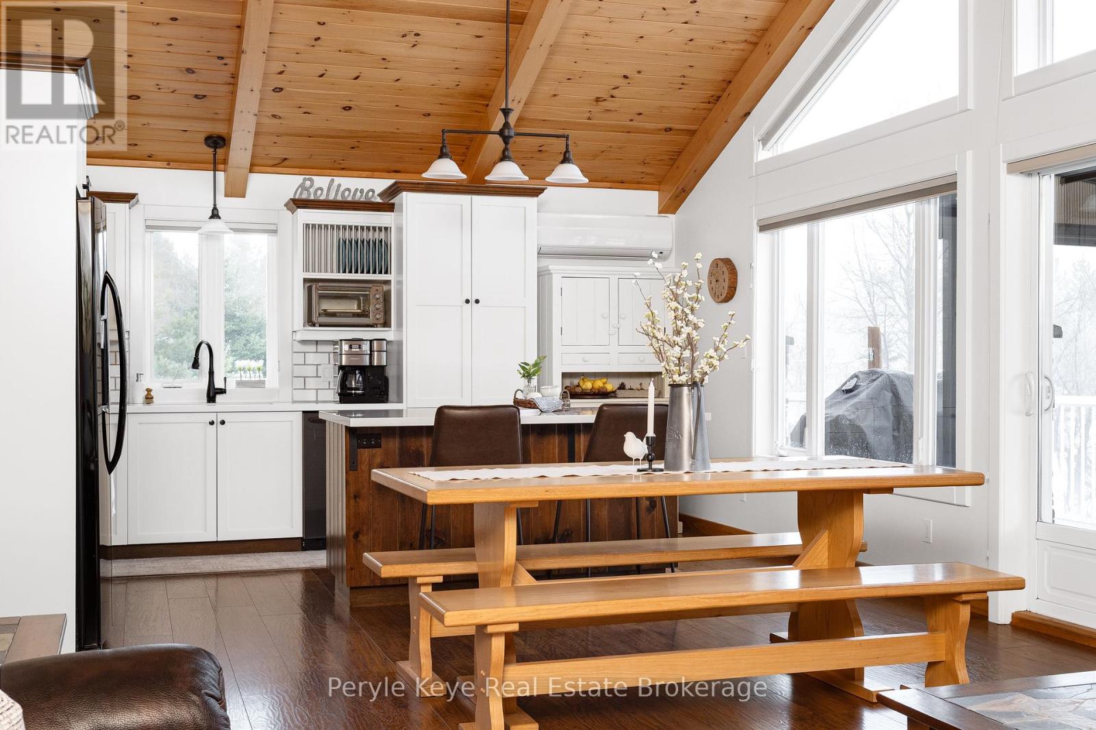 605 Ravenscliffe Road, Huntsville, Ontario  P1H 1N5 - Photo 23 - X12065380