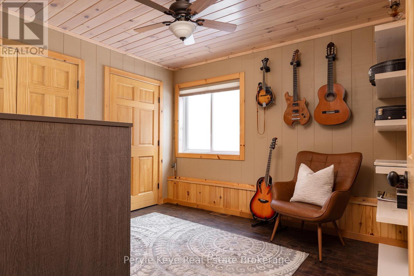 605 Ravenscliffe Road, Huntsville, Ontario  P1H 1N5 - Photo 31 - X12065380