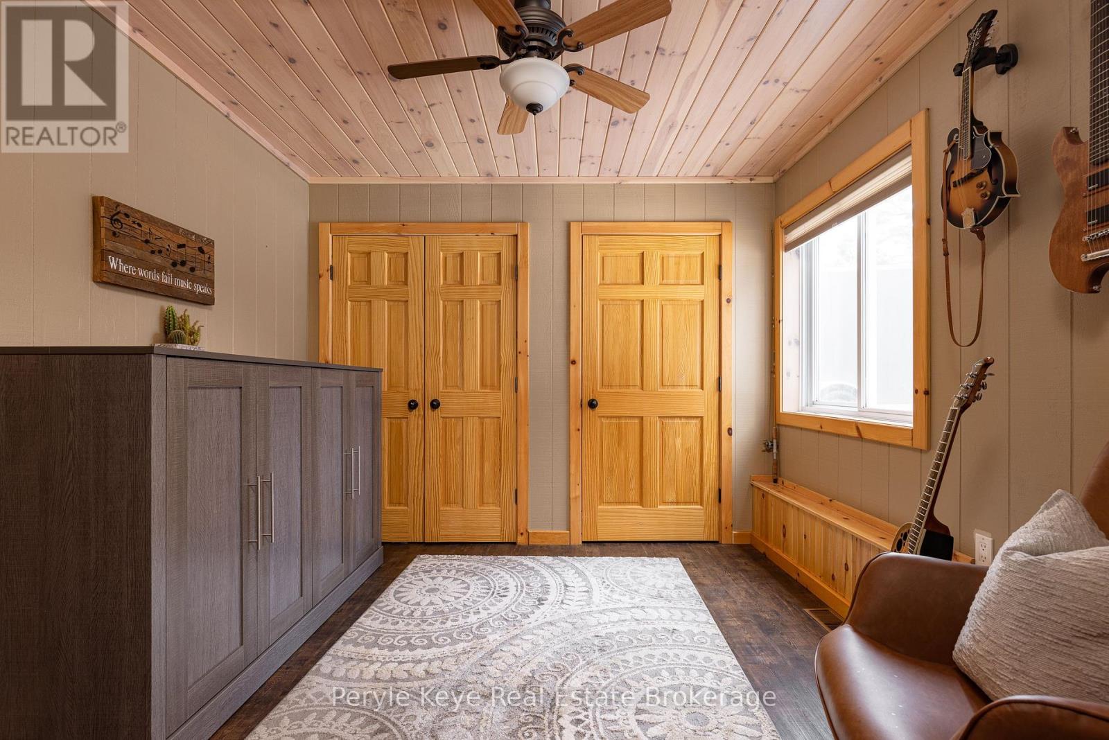 605 Ravenscliffe Road, Huntsville, Ontario  P1H 1N5 - Photo 32 - X12065380