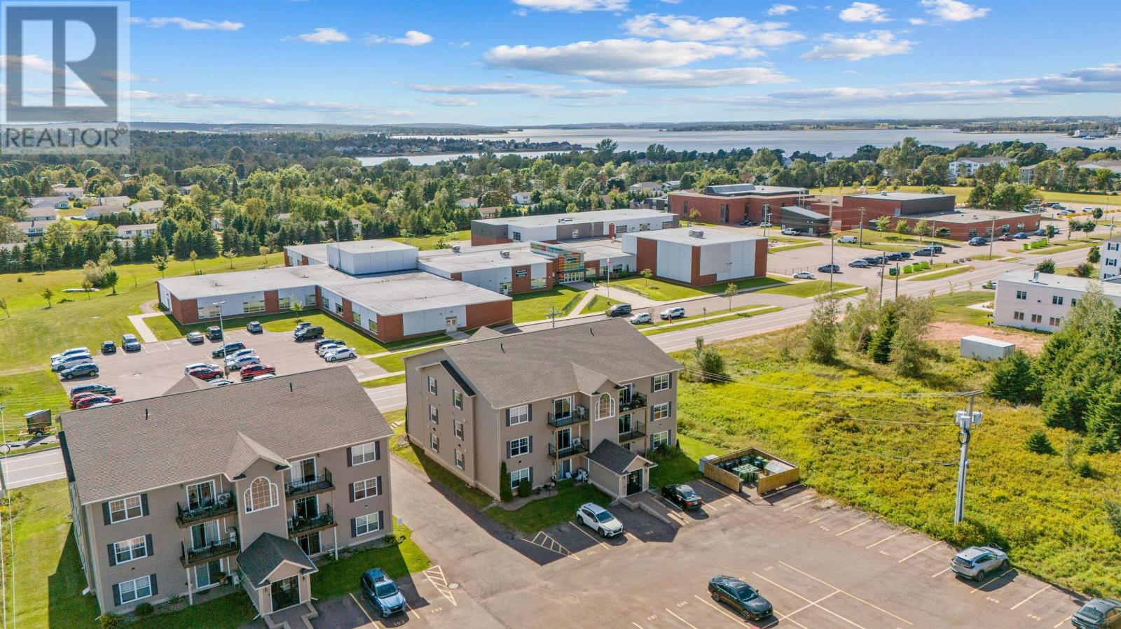 Property at 101 53 Glen Stewart Drive image 3