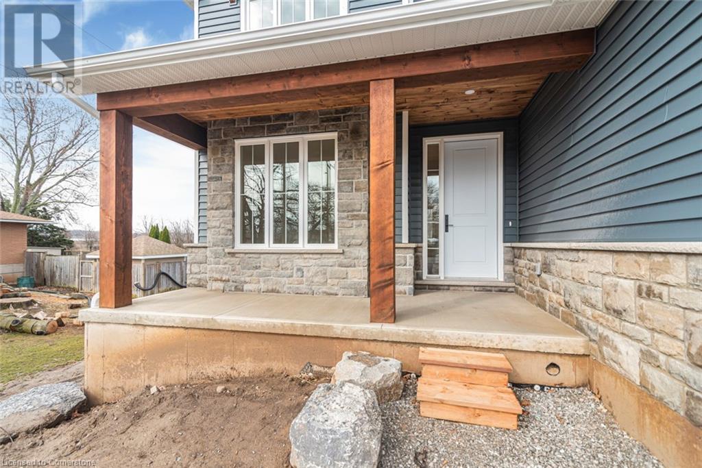 Property at 4364 VICTORIA Avenue image 3