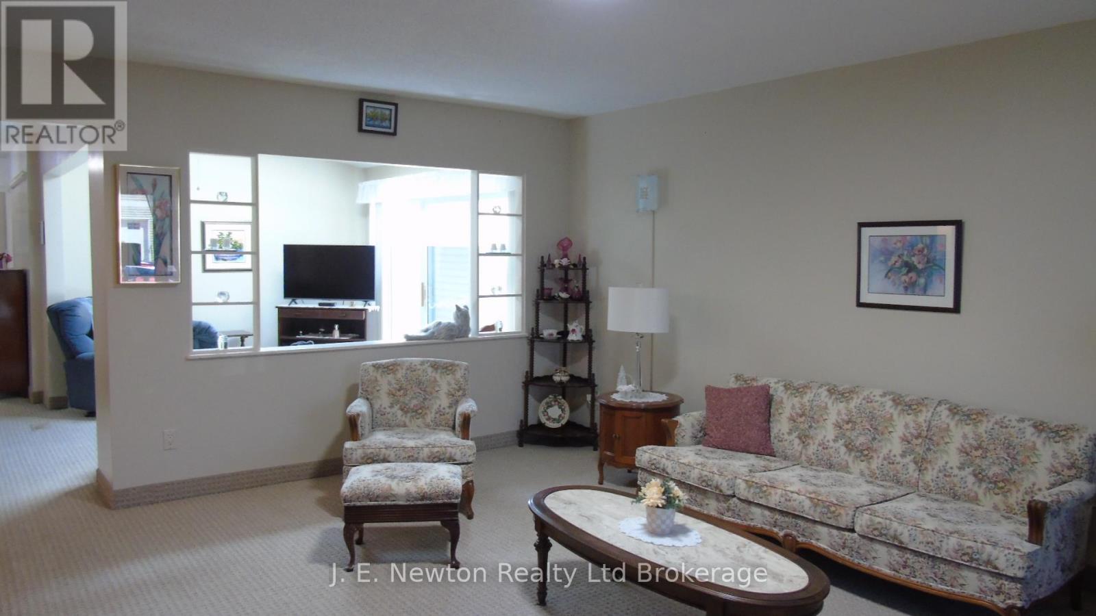Property at 58 SERES DRIVE image 3