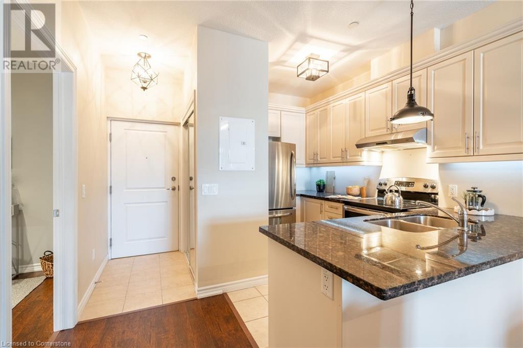 Property at 95 WILSON Street W Unit# 212 image 4