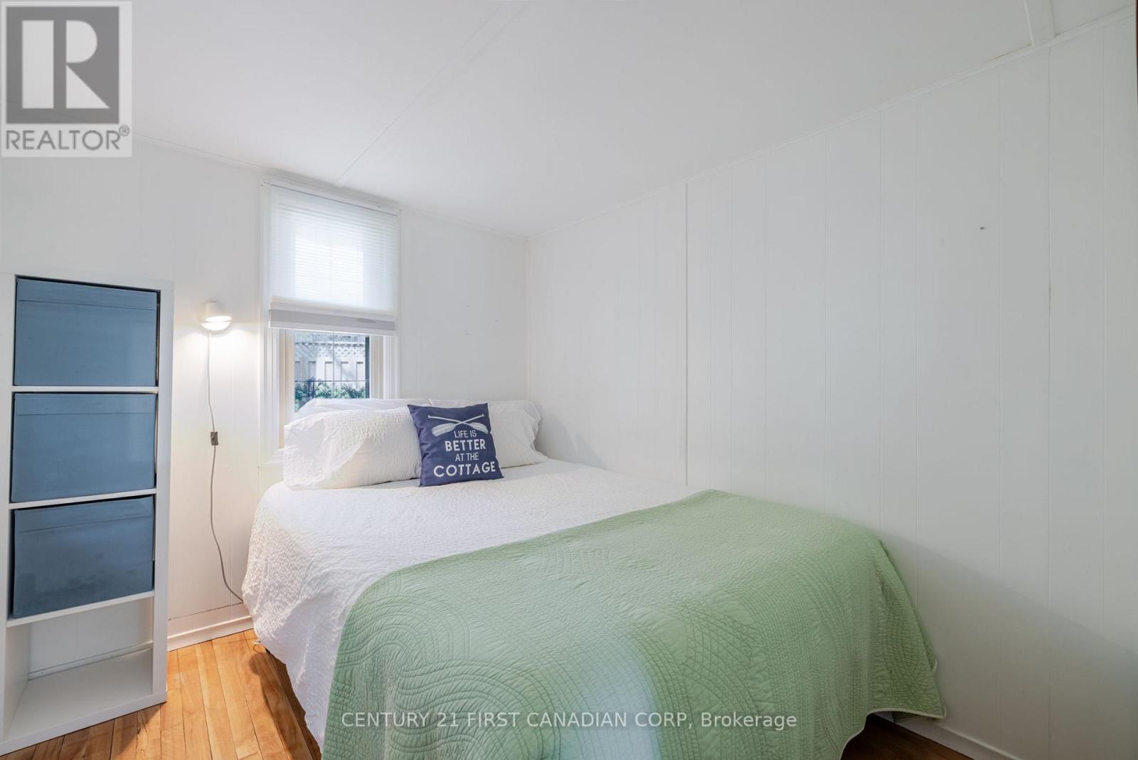 47 Heaman Crescent, Lambton Shores, Ontario  N0M 1T0 - Photo 12 - X12065423