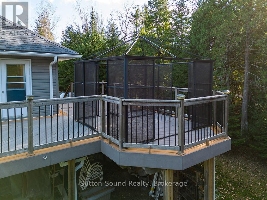 109 Pike Street, Northern Bruce Peninsula, Ontario  N0H 1W0 - Photo 20 - X12065432