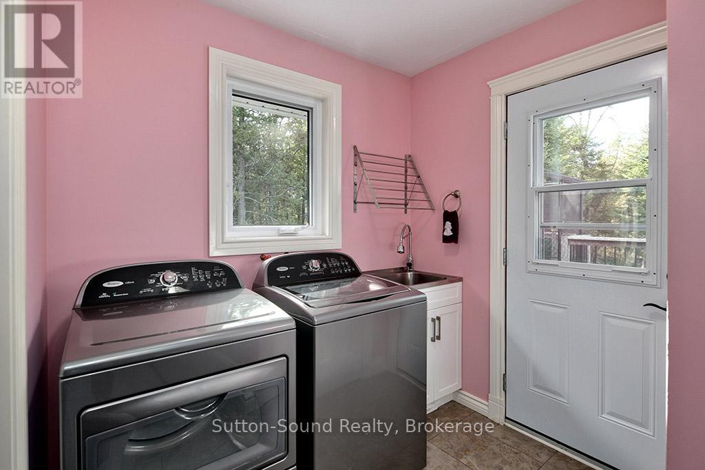 109 Pike Street, Northern Bruce Peninsula, Ontario  N0H 1W0 - Photo 27 - X12065432