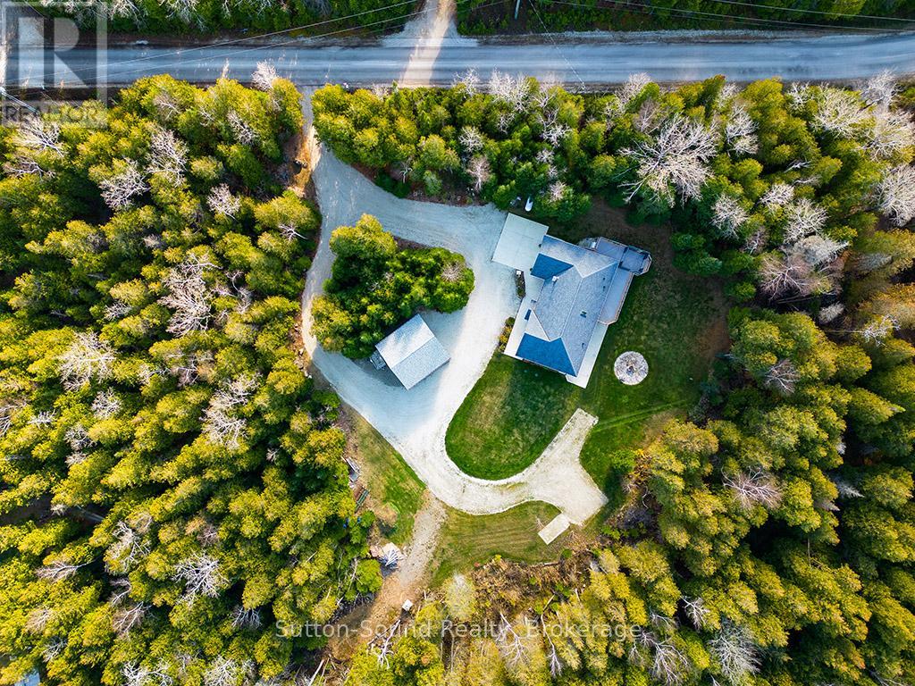 109 Pike Street, Northern Bruce Peninsula, Ontario  N0H 1W0 - Photo 43 - X12065432