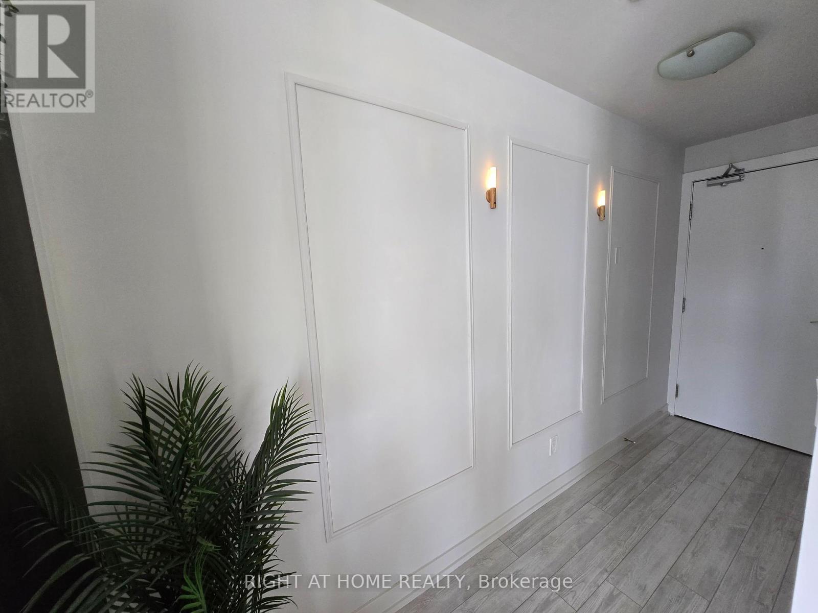 903 - 20 Bruyeres Mews, Toronto, Ontario  M5V 0G8 - Photo 2 - C12065341