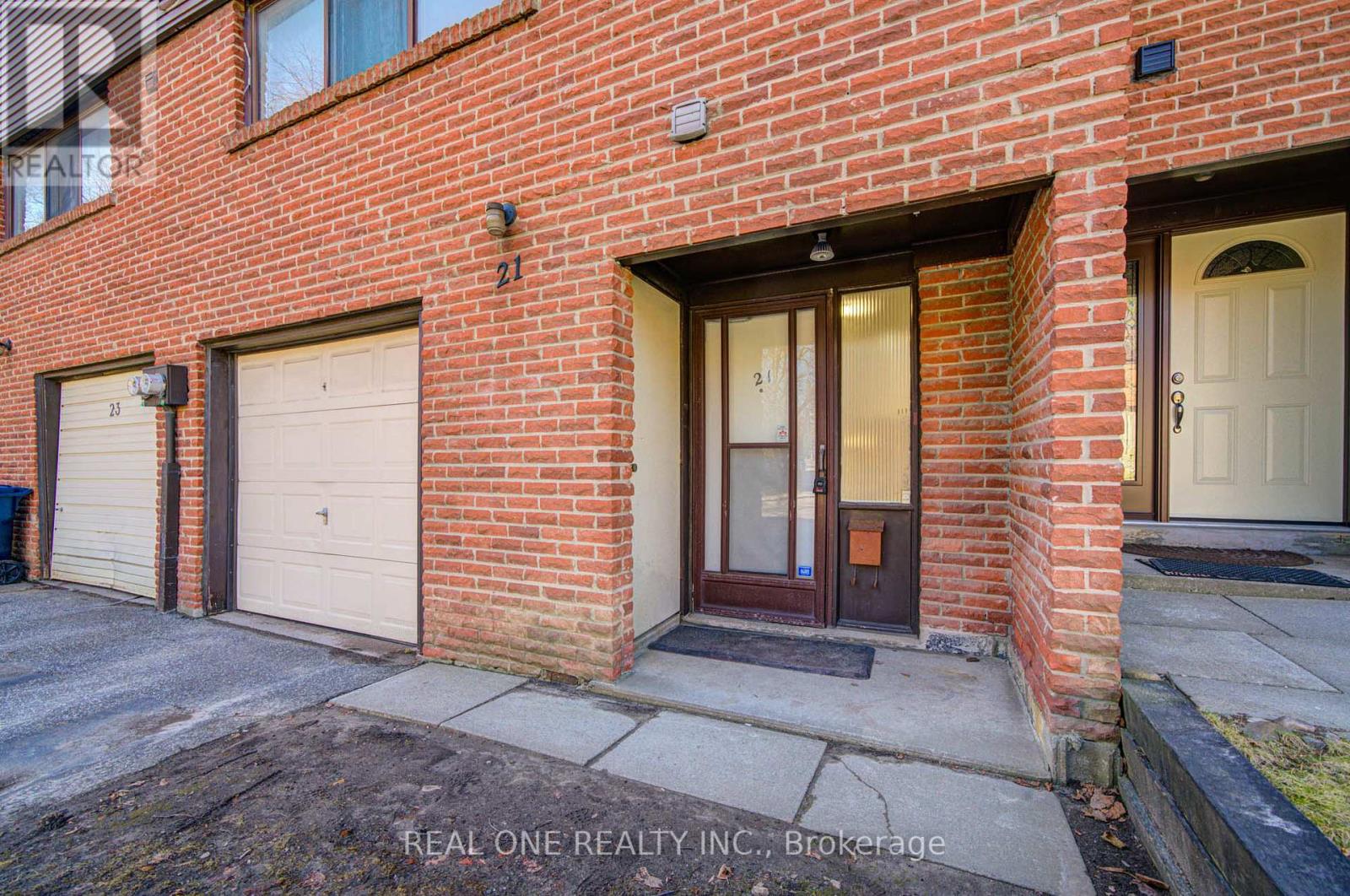 Property at 21 GRASS MEADOWAY WAY image 3
