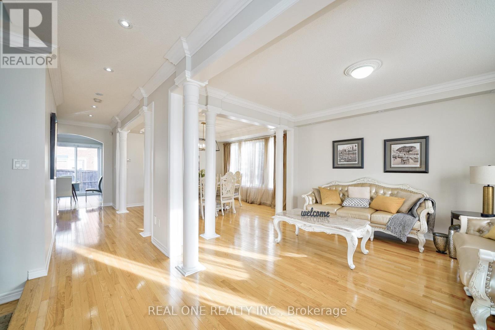 Property at 29 SEIFFER CRESCENT image 5