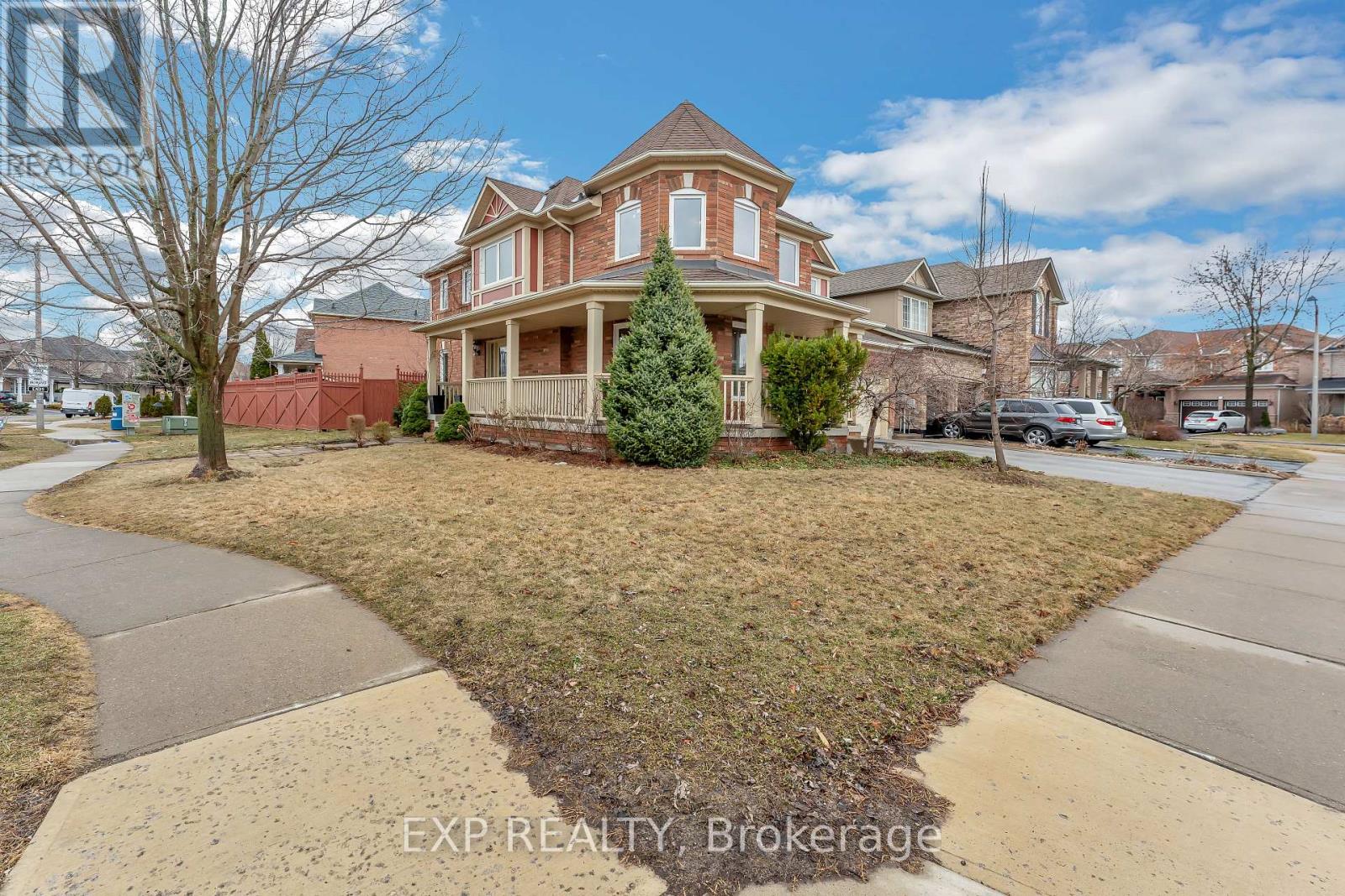 Property at 169 TREELINE BOULEVARD image 1