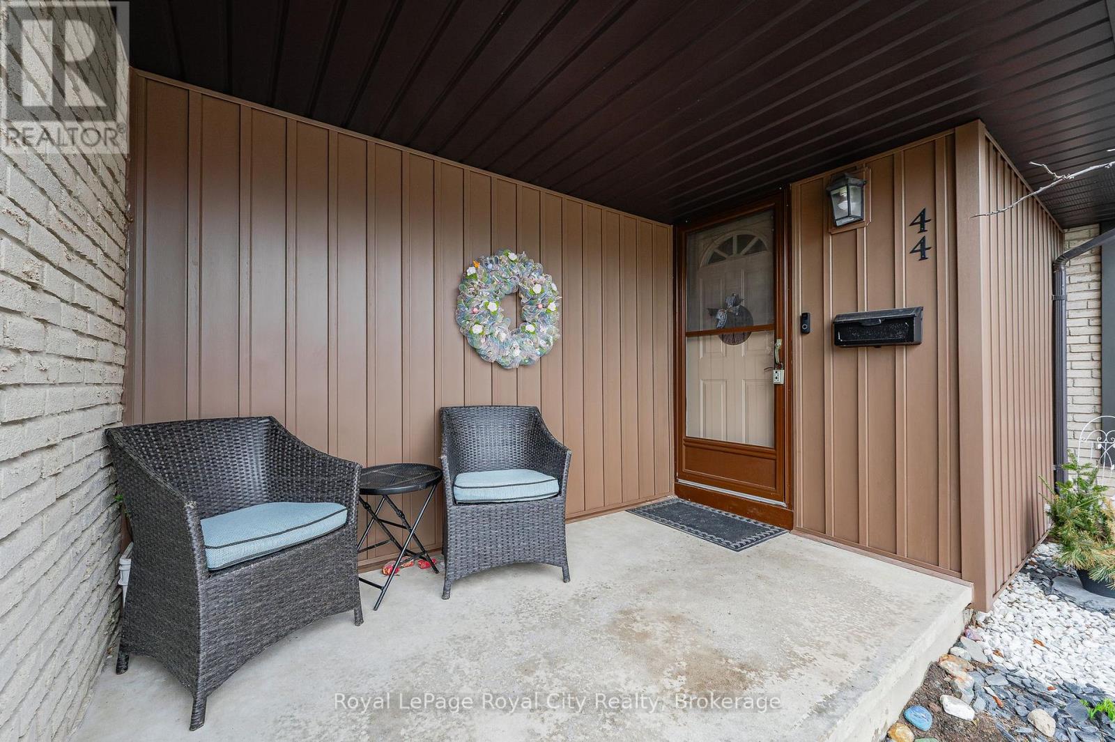 Property at 44 - 215 GLAMIS ROAD image 5