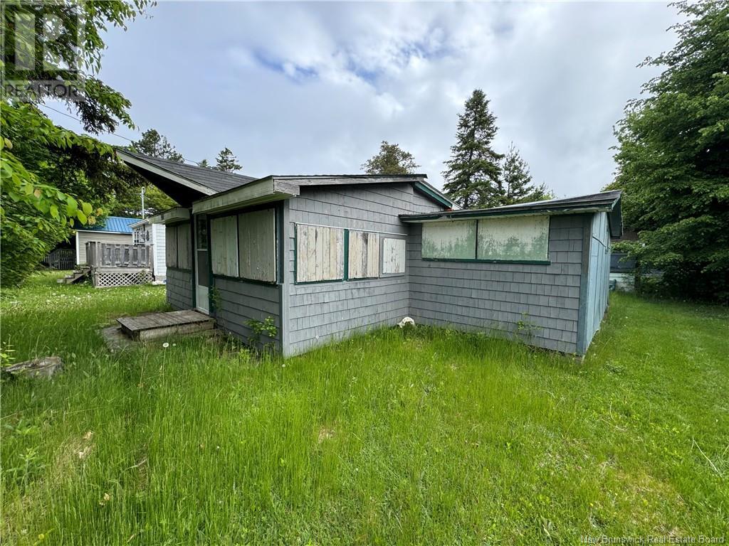 27 Second Avenue, Pointe-Du-Chêne, New Brunswick  E4P 5B9 - Photo 6 - NB115702