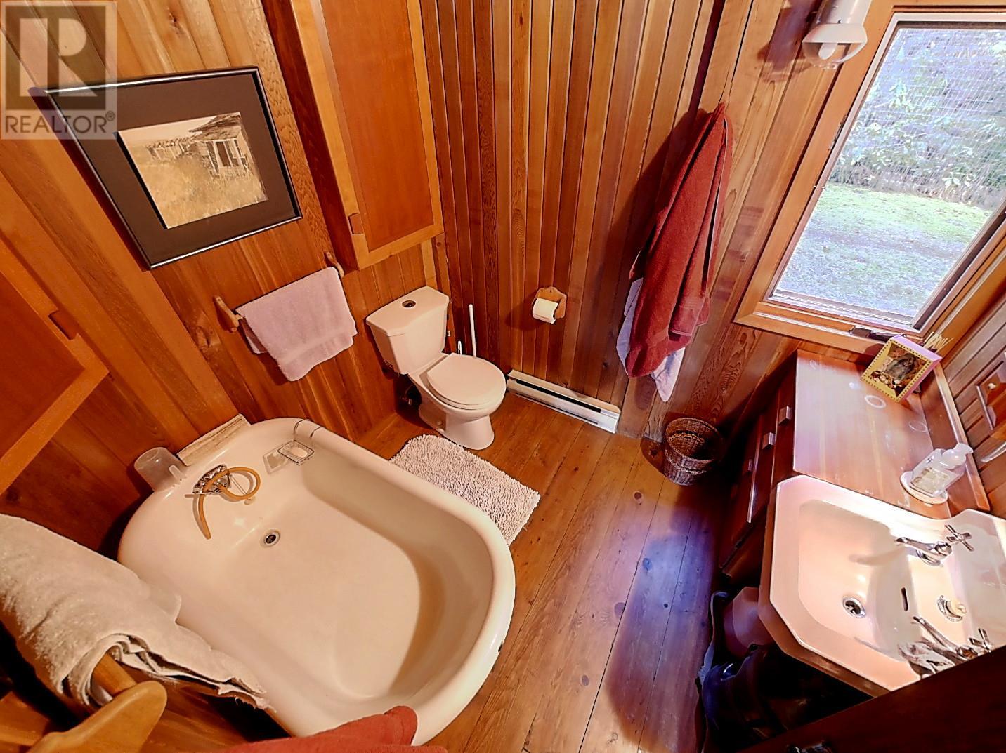 2265 Kootenay Joe Road, Johnsons Landing, British Columbia  V0G 1B0 - Photo 10 - 10342232