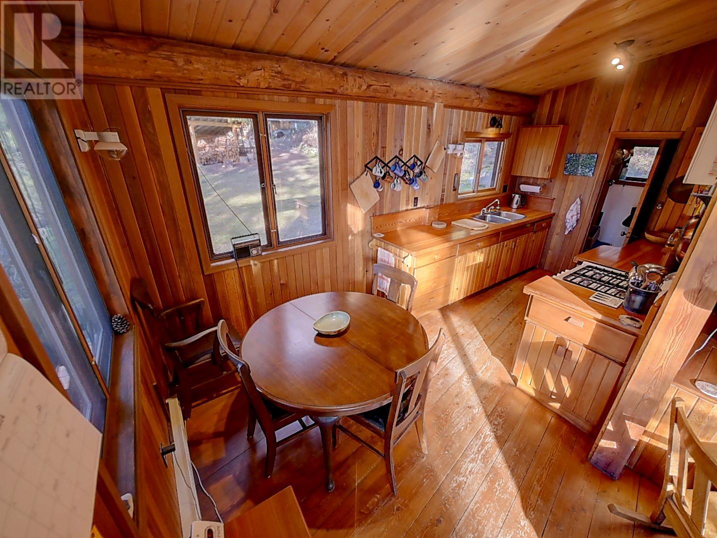 2265 Kootenay Joe Road, Johnsons Landing, British Columbia  V0G 1B0 - Photo 5 - 10342232