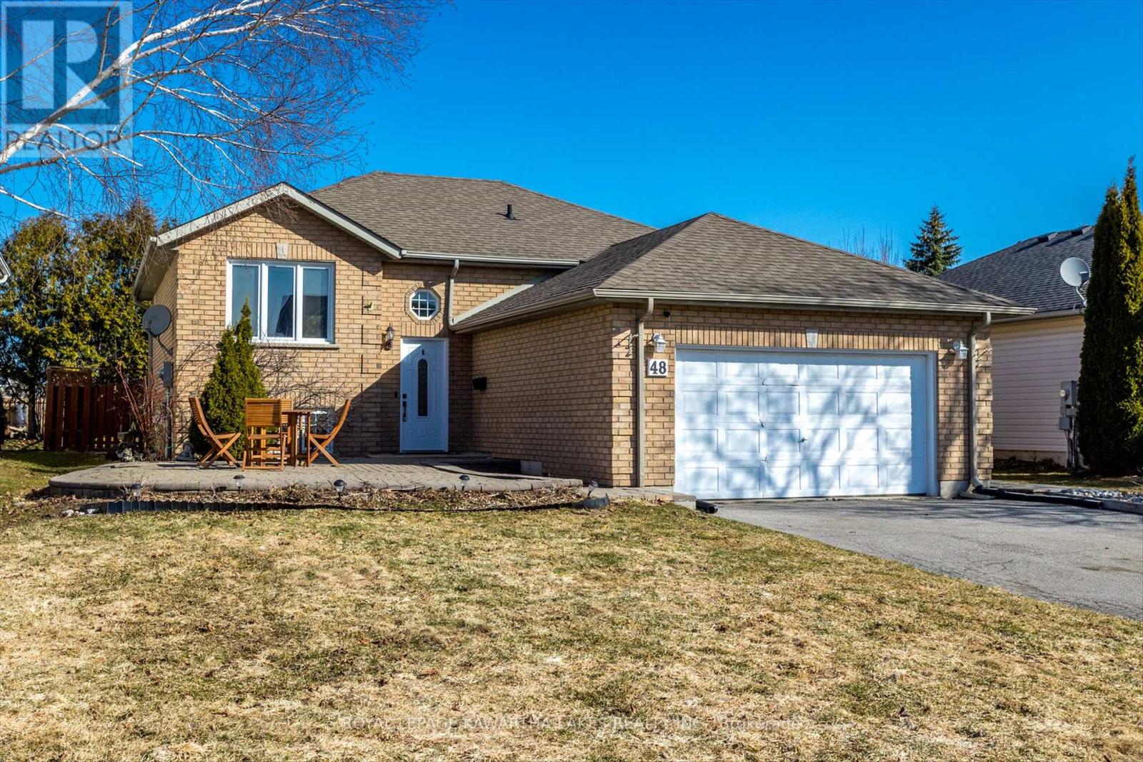 Property at 48 MCGIBBON BOULEVARD image 2