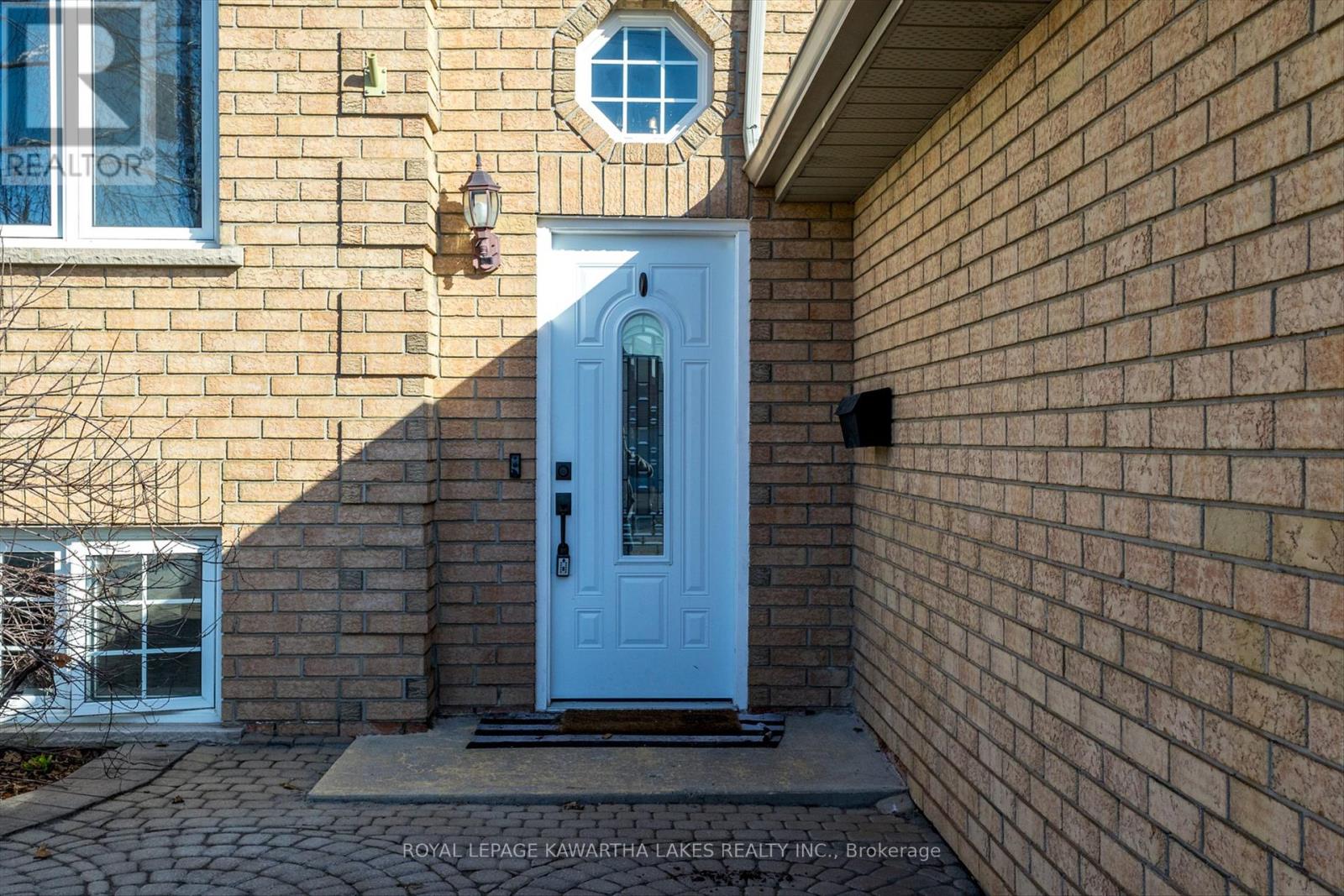 Property at 48 MCGIBBON BOULEVARD image 4