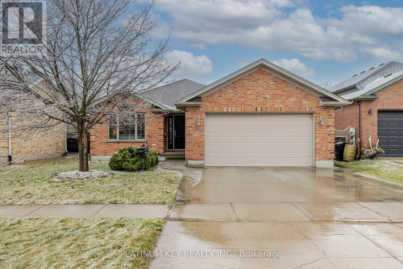 596 Harris Circle