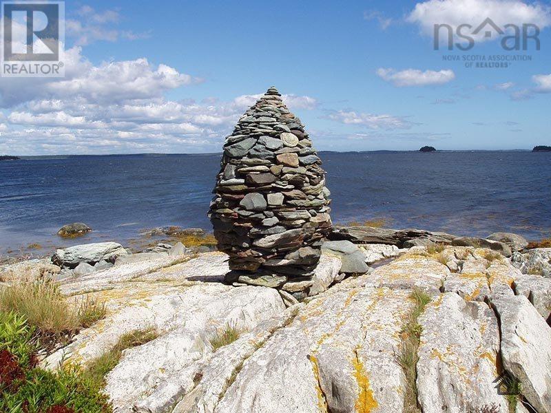 Property at Hawbolts Island image 4