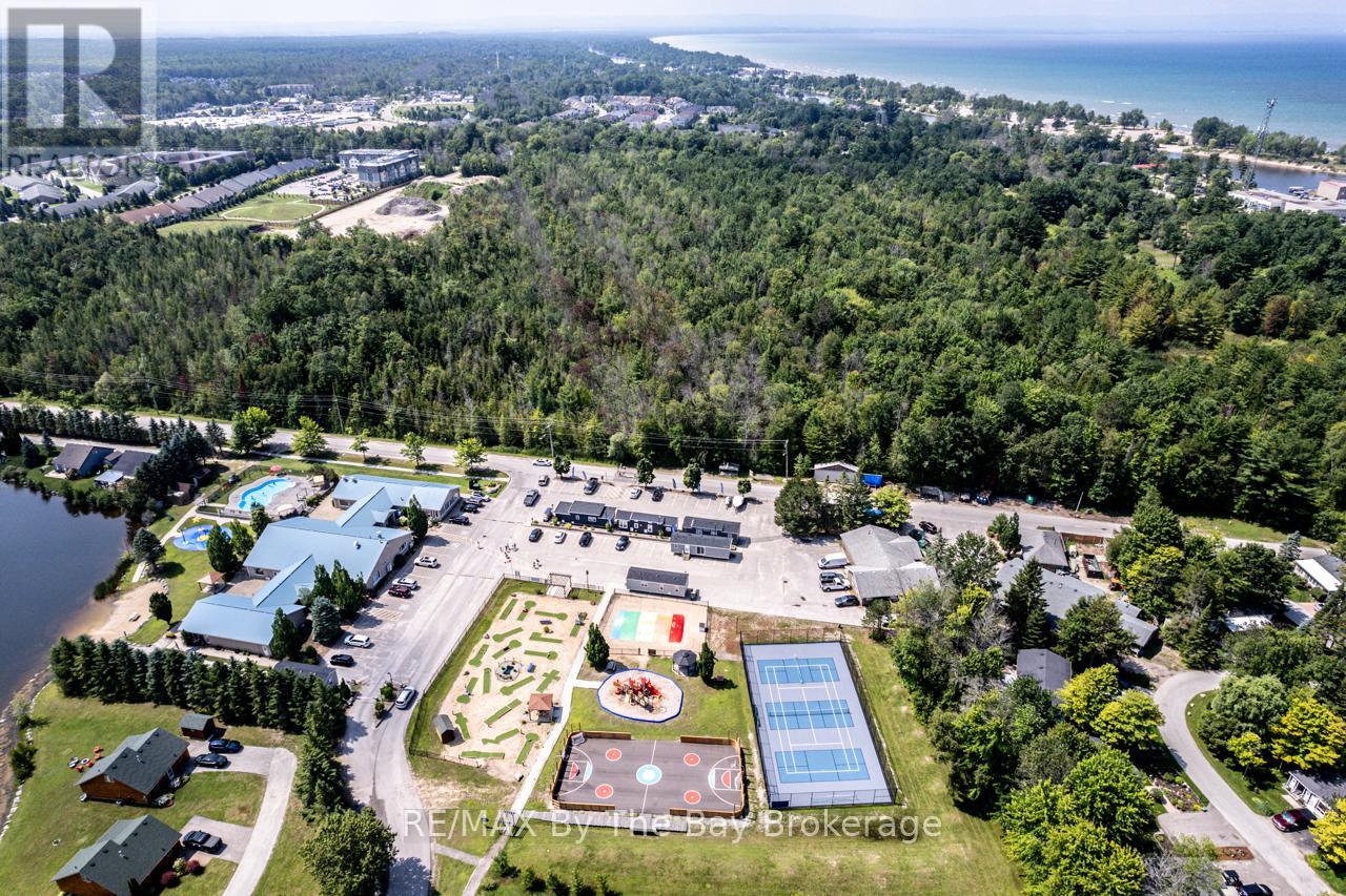 153 - 85 Theme Park Drive, Wasaga Beach, Ontario  L9Z 1X7 - Photo 29 - S12065532