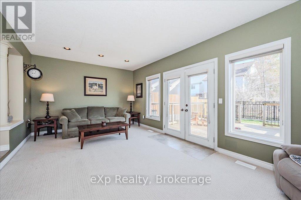 82 Lynch Circle, Guelph, Ontario  N1L 1S1 - Photo 19 - X12065502