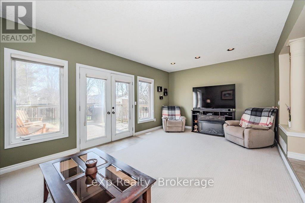 82 Lynch Circle, Guelph, Ontario  N1L 1S1 - Photo 20 - X12065502