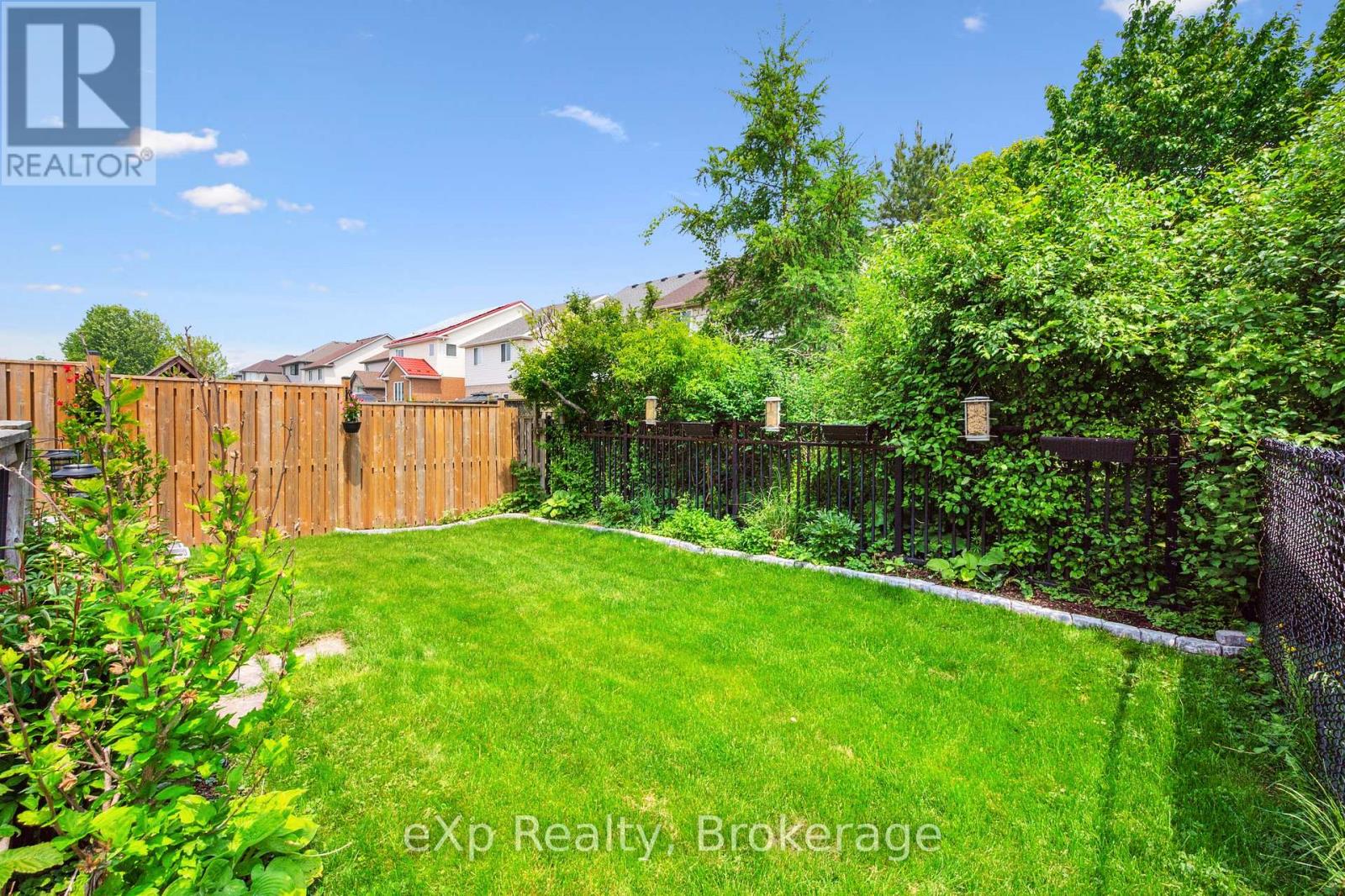 82 Lynch Circle, Guelph, Ontario  N1L 1S1 - Photo 34 - X12065502