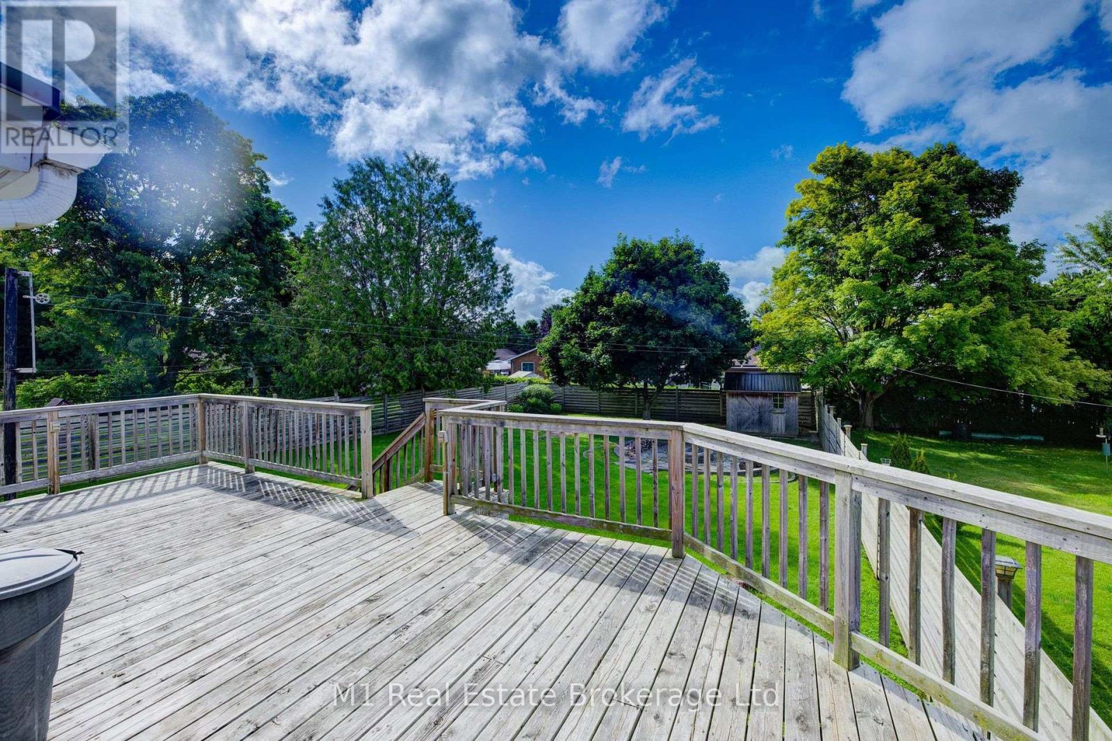 541 9th Street, Hanover, Ontario  N4N 1M3 - Photo 29 - X12065513