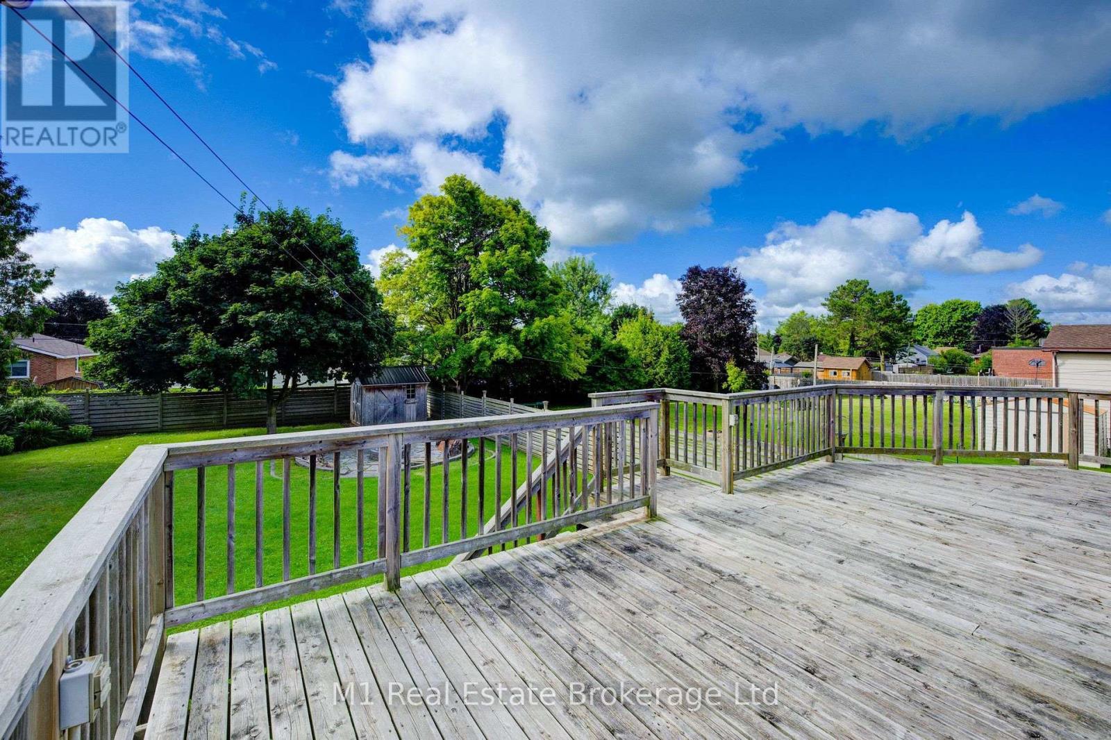 541 9th Street, Hanover, Ontario  N4N 1M3 - Photo 30 - X12065513