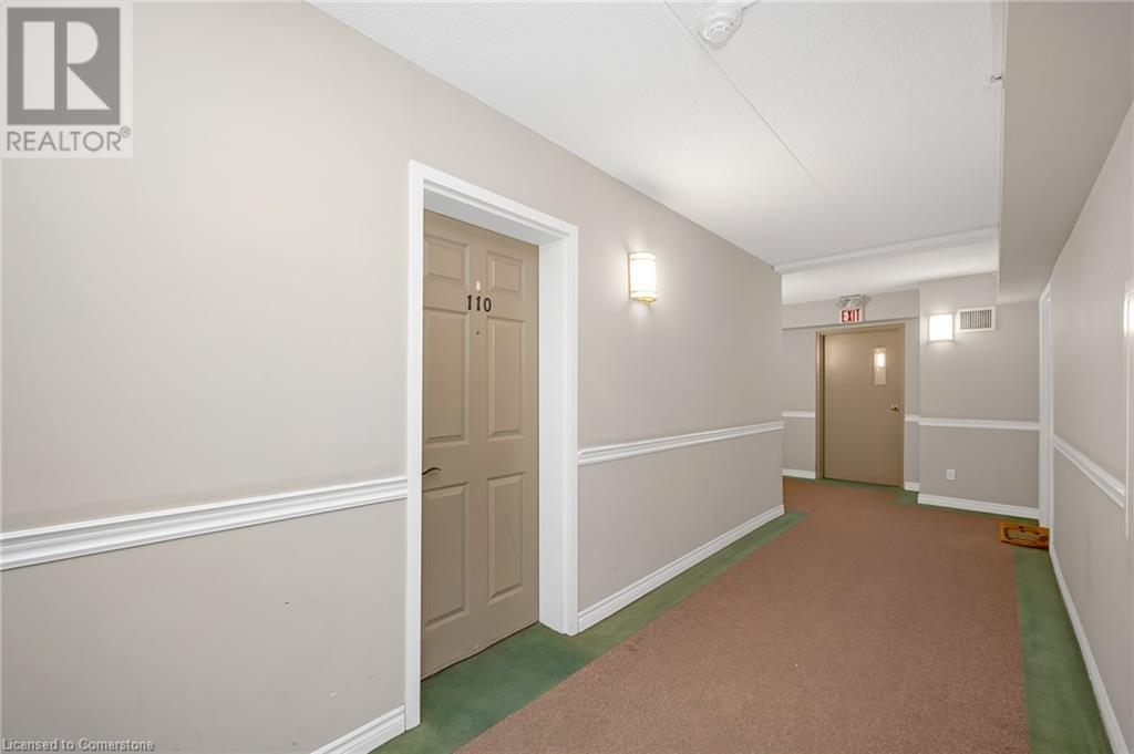 4015 Kilmer Drive Unit# 110, Burlington, Ontario  L7M 4M4 - Photo 15 - 40711319