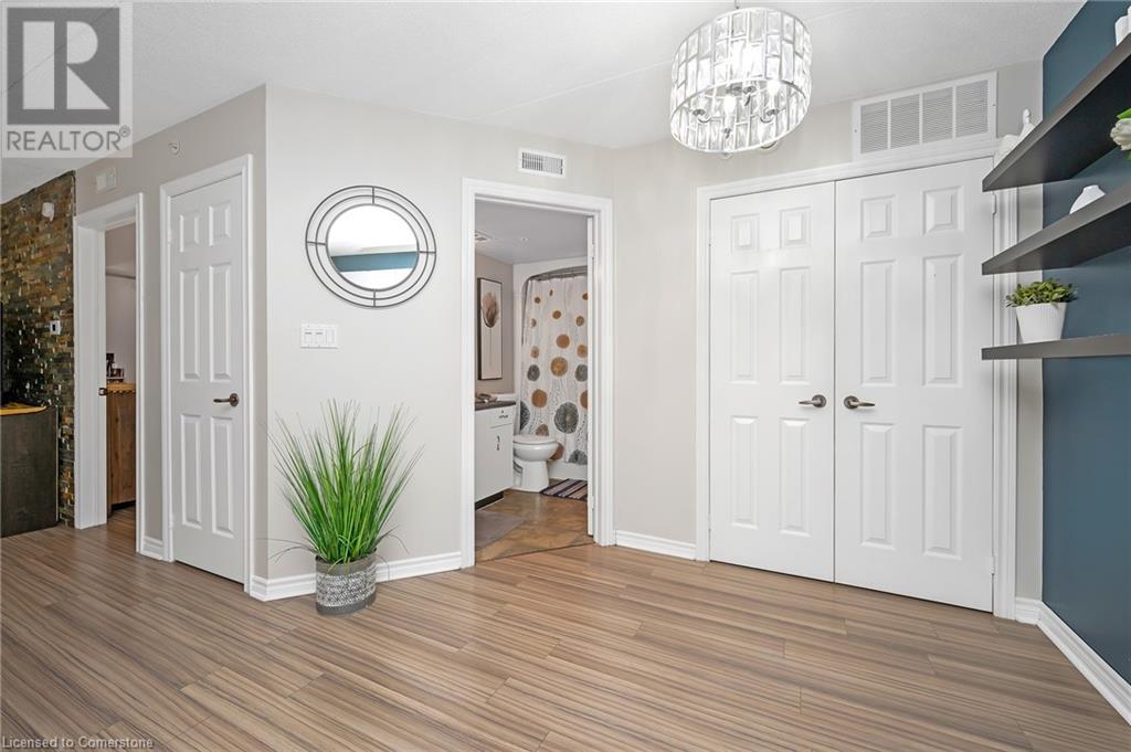 4015 Kilmer Drive Unit# 110, Burlington, Ontario  L7M 4M4 - Photo 11 - 40711319