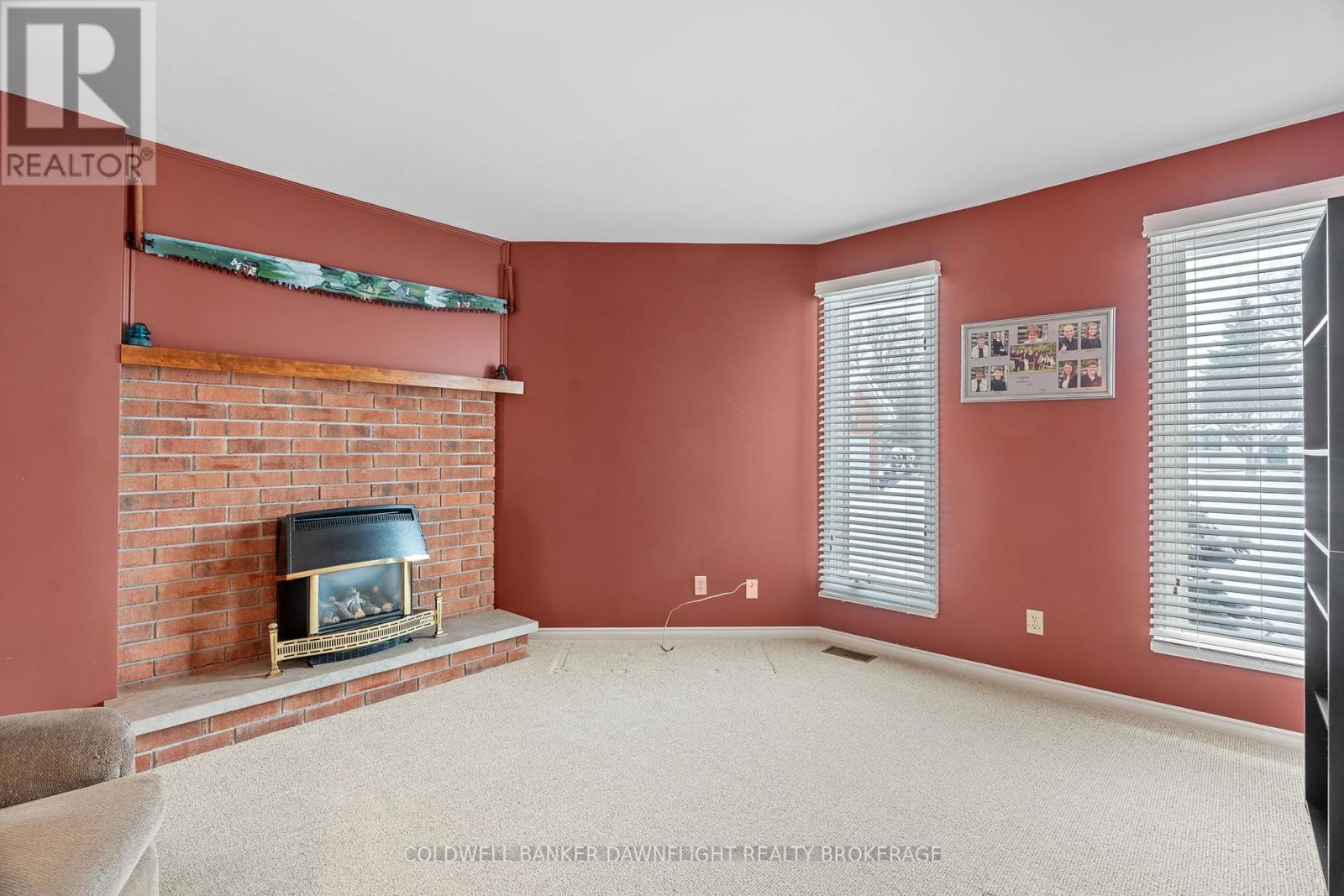 Photo 15 of 48 for 519 Edward Street