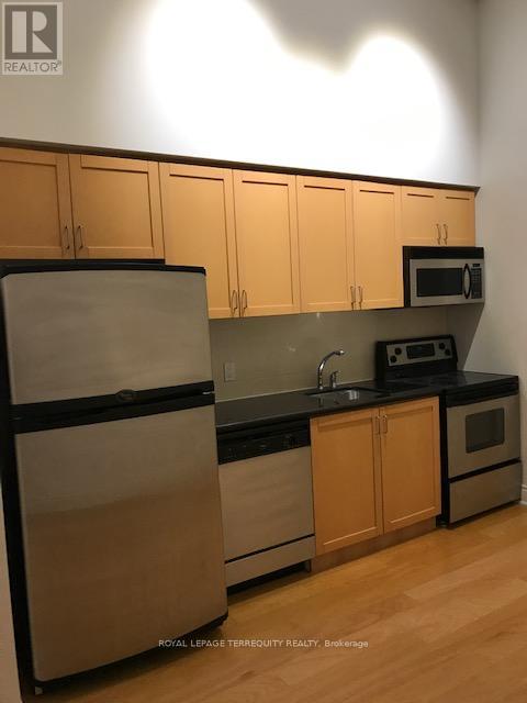 311 - 73 Richmond Street W, Toronto, Ontario  M5H 4E8 - Photo 8 - C12065370