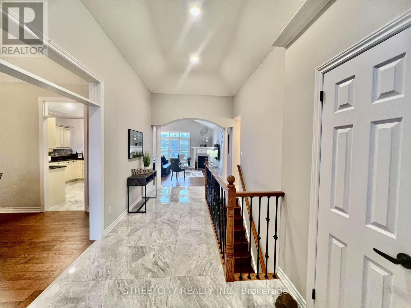 1539 Warbler Woods Walk, London South, Ontario  N6K 4Y9 - Photo 4 - X12065559