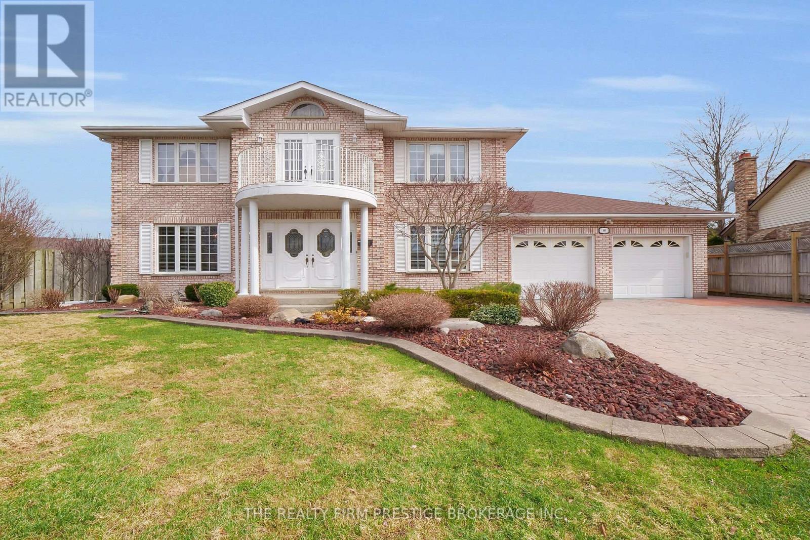 Property at 80 VIRGINIA CRESCENT image 1