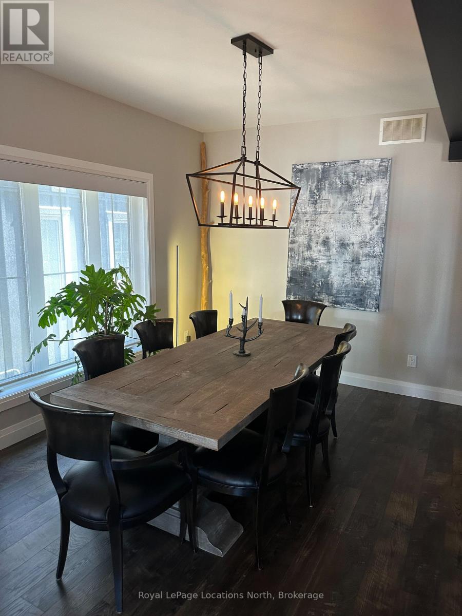 195 Courtland Street W, Blue Mountains, Ontario  L9Y 4E4 - Photo 4 - X12065558